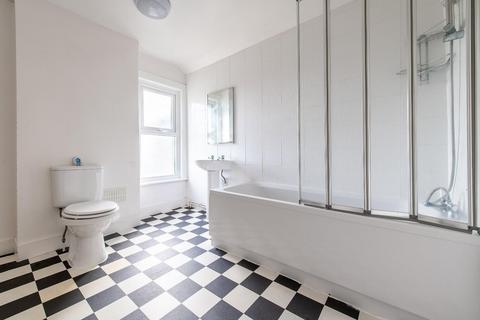 2 bedroom terraced house for sale, Stanhope Road, Swanscombe