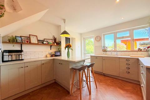 3 bedroom semi-detached house for sale, Waverley Road, Fordingbridge