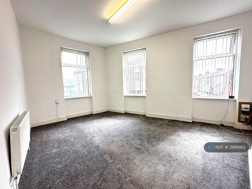 Apartment in Liverpool - View 2