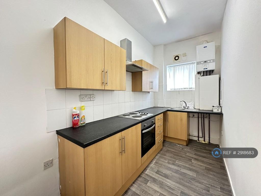 Apartment in Liverpool - View 3