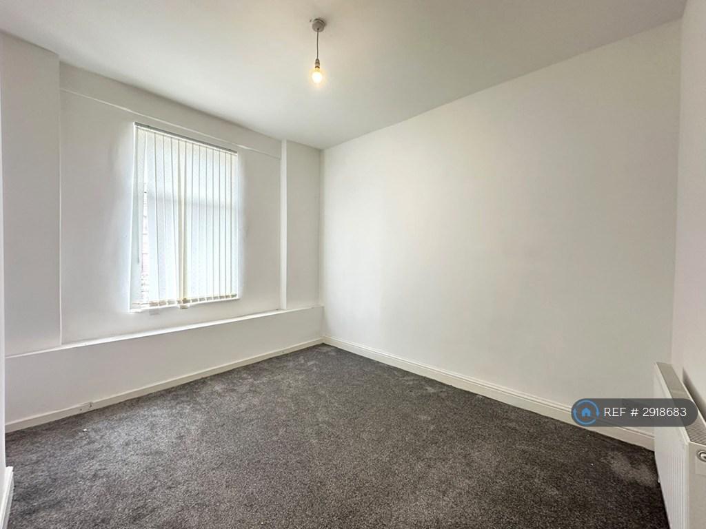 Apartment in Liverpool - View 4