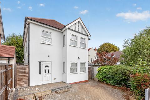 4 bedroom detached house for sale, Grosvenor Gardens, Wallington