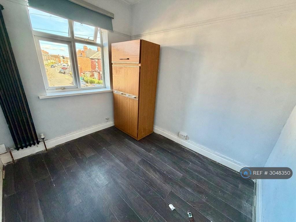Apartment in Newcastle upon Tyne, Tyne and Wear - View 4