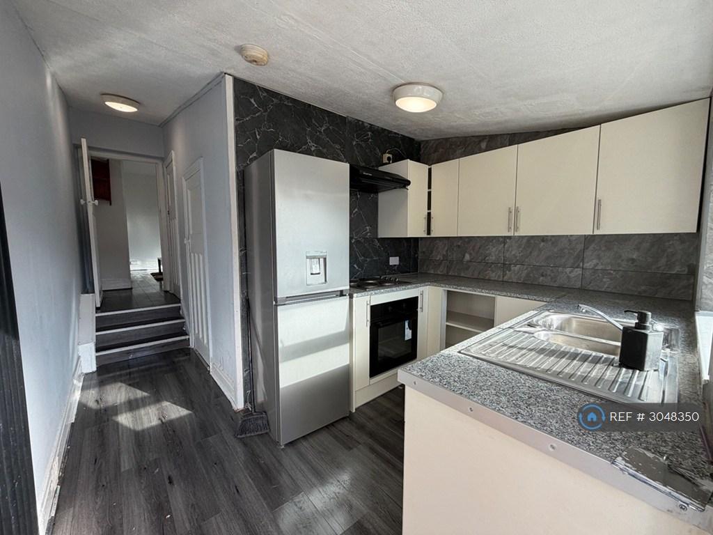 Apartment in Newcastle upon Tyne, Tyne and Wear - View 5