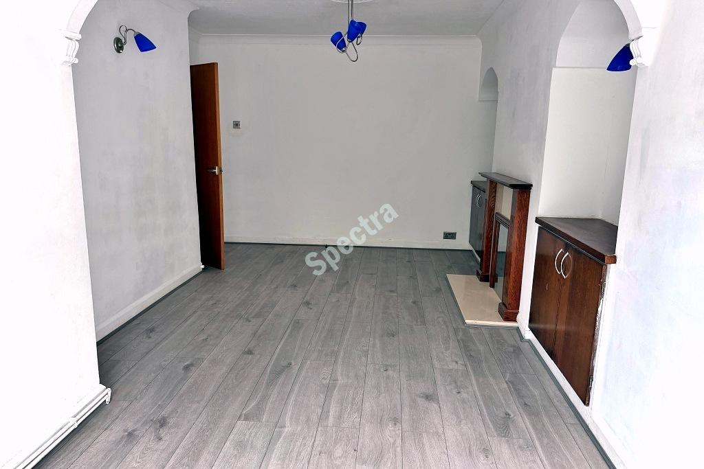 House in Sandwell, West Midlands - View 5