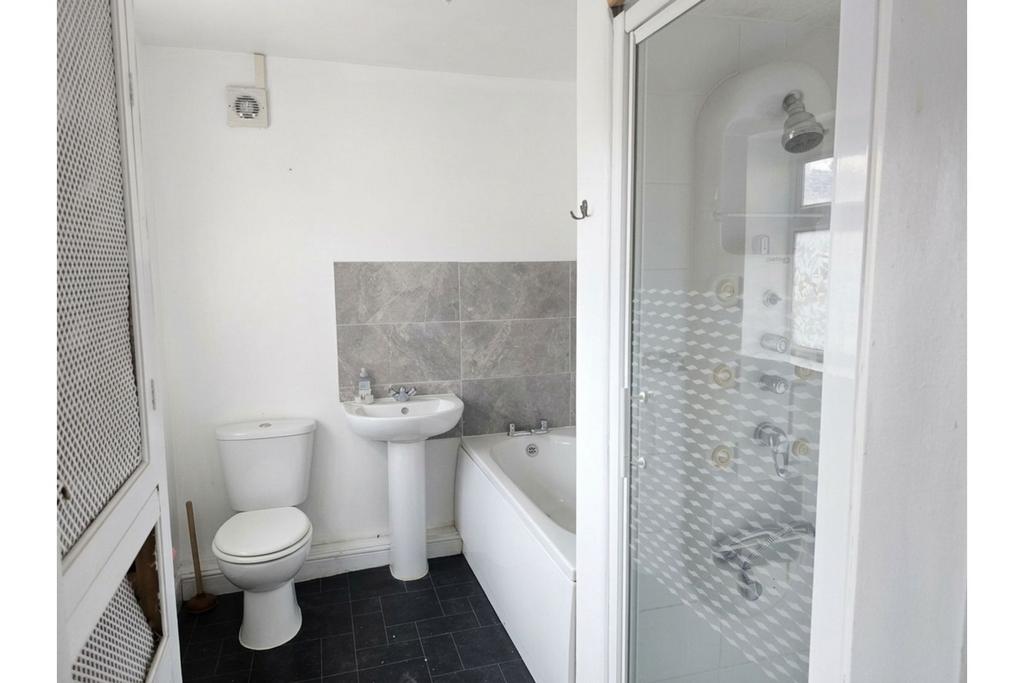 House in Liverpool - View 4