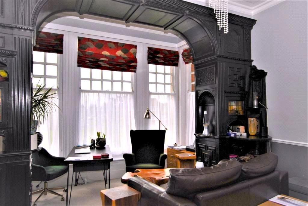 Apartment in Emmer Green - View 2