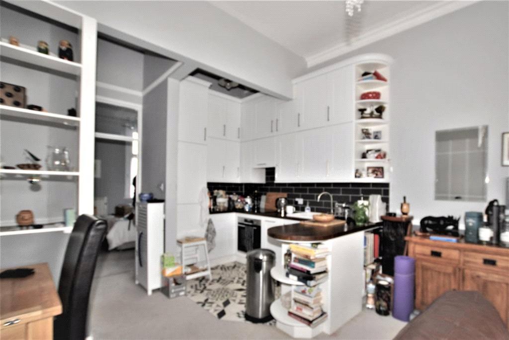 Apartment in Emmer Green - View 4