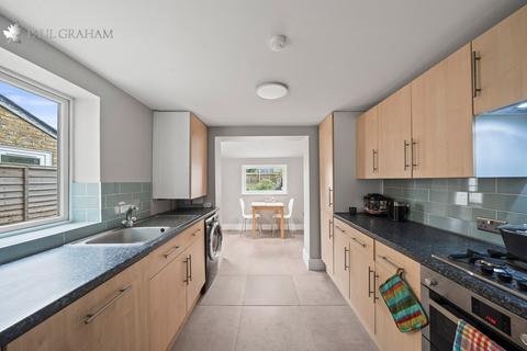 3 bedroom terraced house for sale, Belmont Road, Wallington