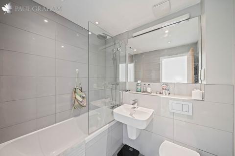 2 bedroom end of terrace house for sale, Park Road, Hackbridge, Surrey