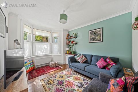 4 bedroom terraced house for sale, Mellows Road, Wallington