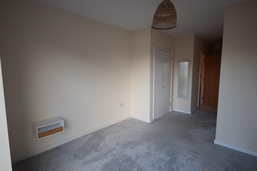 Apartment in Birmingham, West Midlands - More