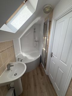 2 bedroom apartment to rent, Cambridge Road, Southampton