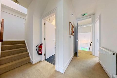4 bedroom flat to rent, Clifton Road, Hilton, Aberdeen, AB24