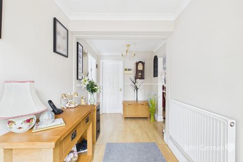 3 bedroom detached house for sale, Cauldwell Road, Linton