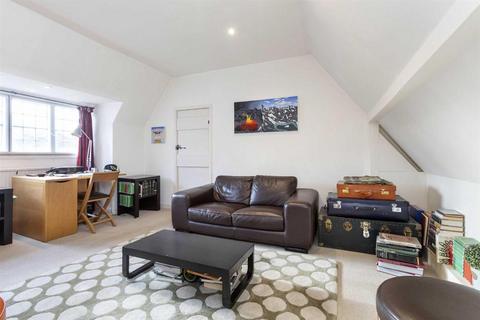 1 bedroom flat for sale, Waterlow Court Heath Close Hampstead Garden Suburb NW11