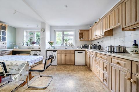 4 bedroom semi-detached house for sale, Farm Lane, West Purley