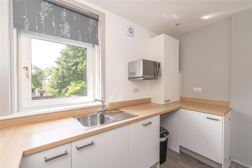 Apartment in Edinburgh, Stenhouse, Saughton Mains and Whitson - More