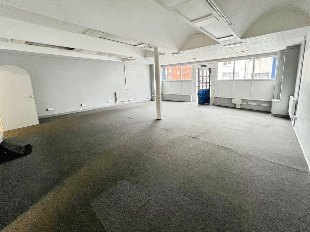 House in Manchester - More