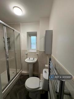 2 bedroom flat to rent, Eccles, Manchester, M30