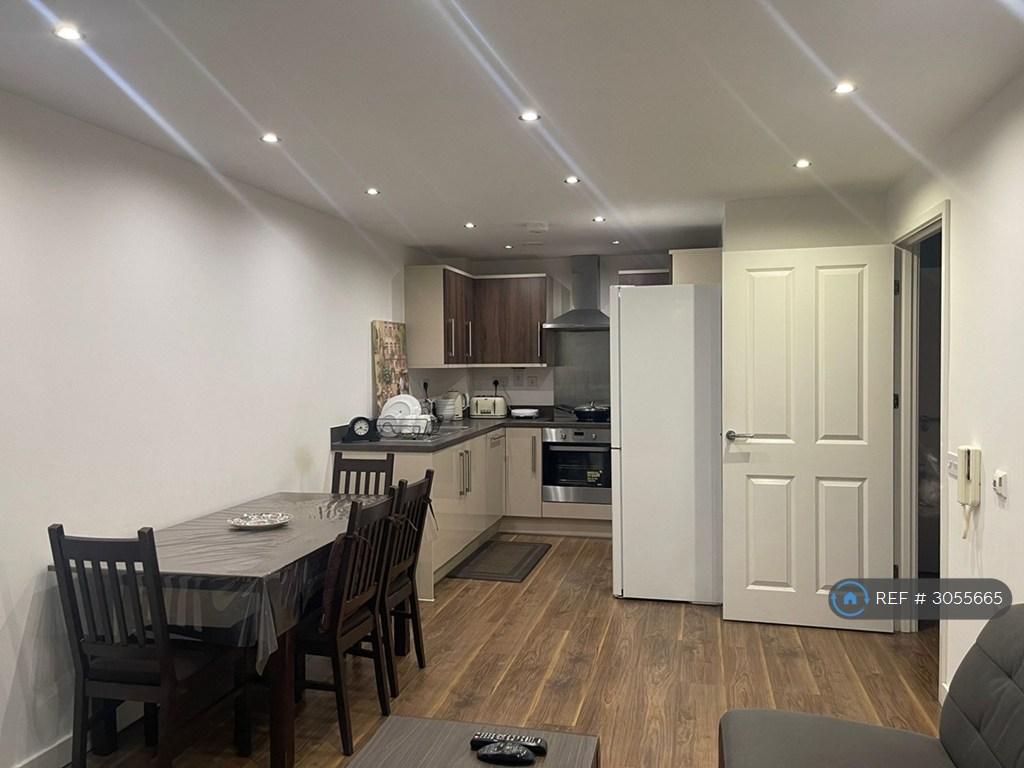 Apartment in London, Harlesden - View 3