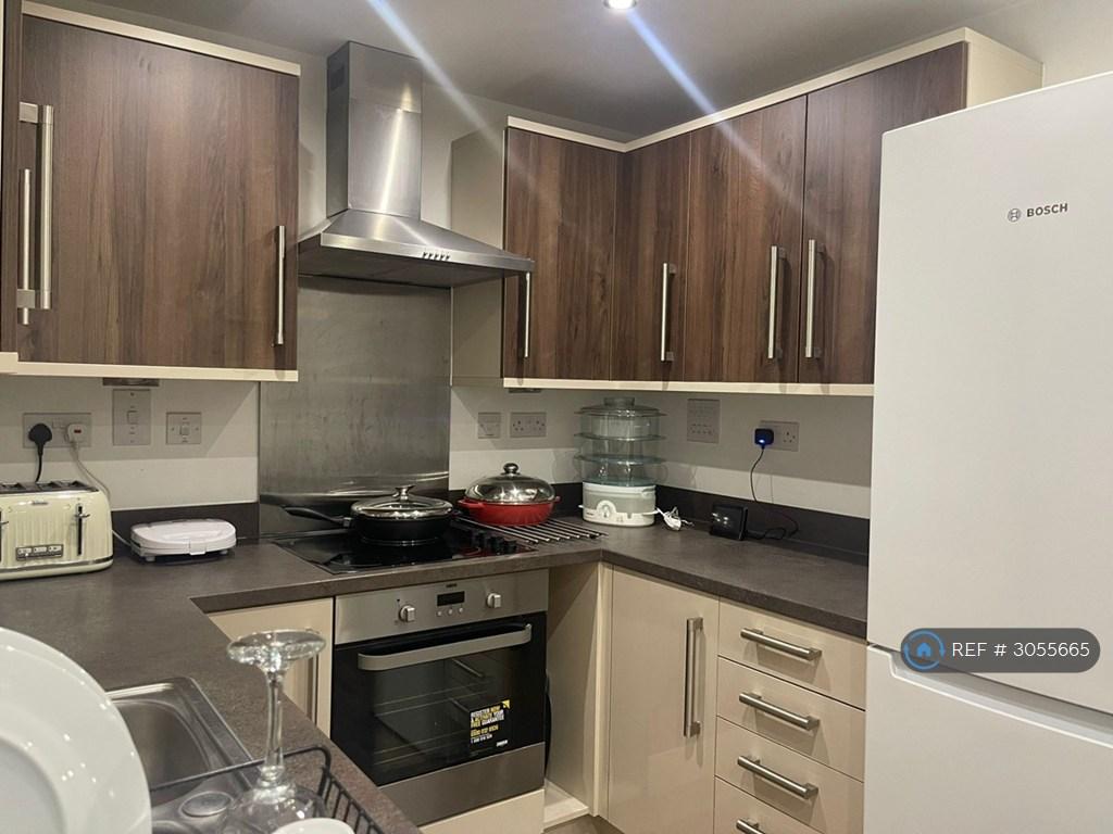 Apartment in London, Harlesden - More