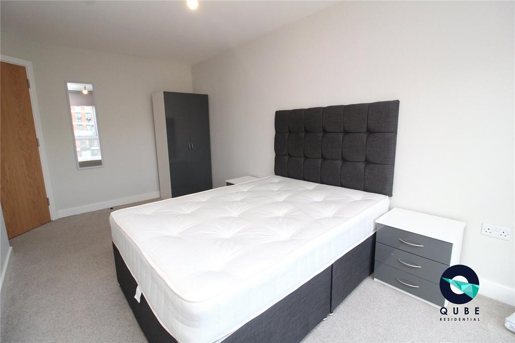 Apartment in Salford - More