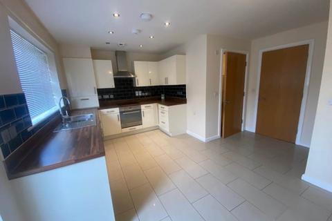 3 bedroom semi-detached house to rent, Raynville Walk, West Yorkshire LS13