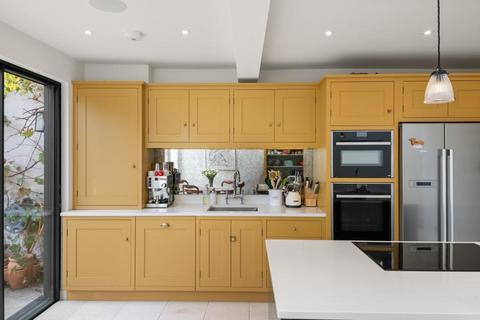 3 bedroom terraced house for sale, Elthorne Avenue, Hanwell, London, W7 2JN