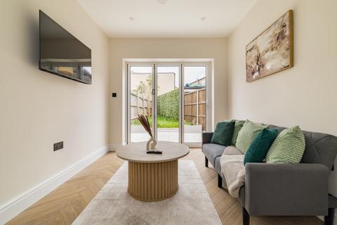5 bedroom house to rent, Hither Green, London