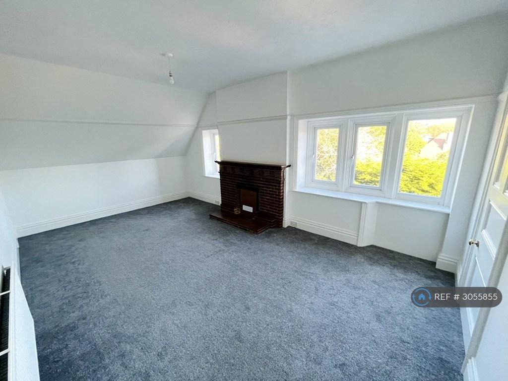 Apartment in Bournemouth - View 3