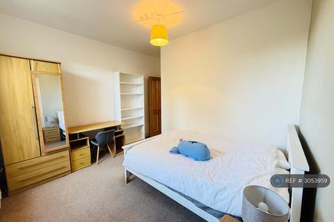 2 bedroom flat to rent, Jute St, Aberdeen, AB24