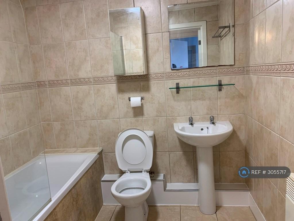 Apartment in Gateshead - More