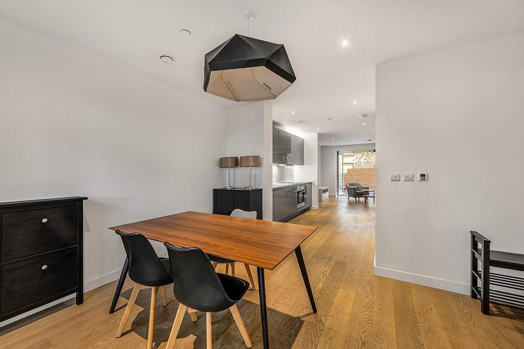 Apartment in London - View 2