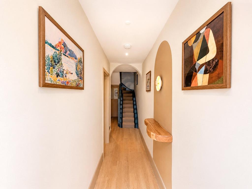 Apartment in Cambridge - View 2