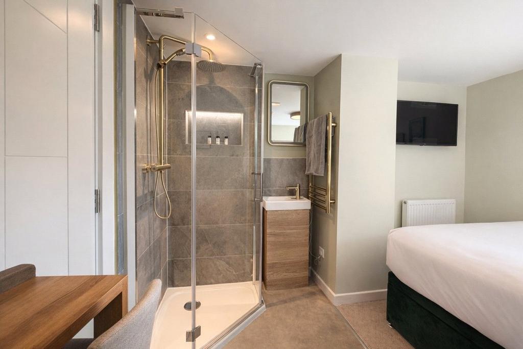 Apartment in Cambridgeshire - View 2