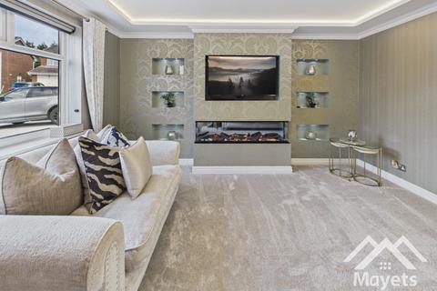 4 bedroom detached house for sale, Ontario Close, Blackburn. Lancs. BB2 7DZ