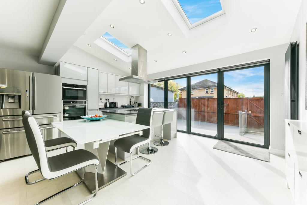 House in London - View 5