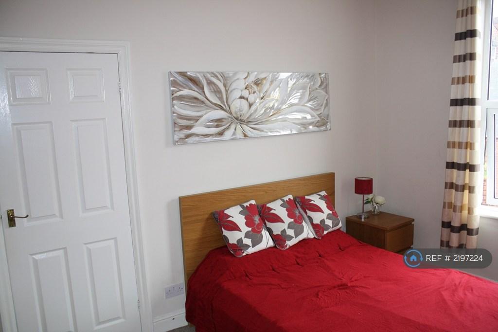 House in Leeds - View 5
