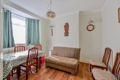 2 bedroom terraced house for sale, Stoneydown Avenue, Walthamstow, London, E17