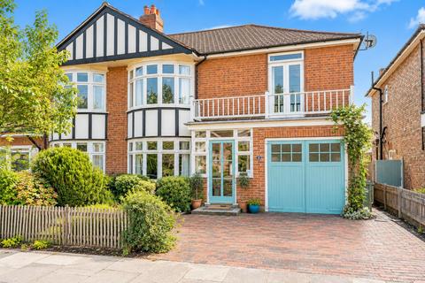 4 bedroom semi-detached house for sale, Park Avenue, Staines-upon-Thames, TW18