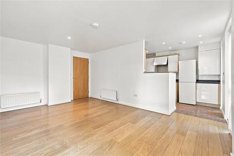 2 bedroom apartment to rent, Southwold Road, London, E5