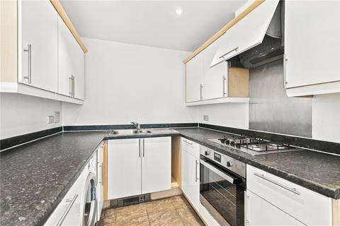 2 bedroom apartment to rent, Southwold Road, London, E5