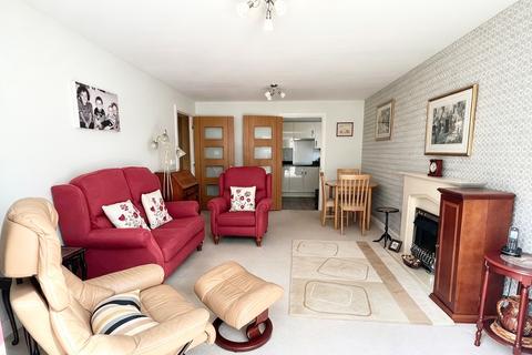 1 bedroom apartment for sale, Beaulieu Road, Dibden Purlieu, Southampton, Hampshire, SO45