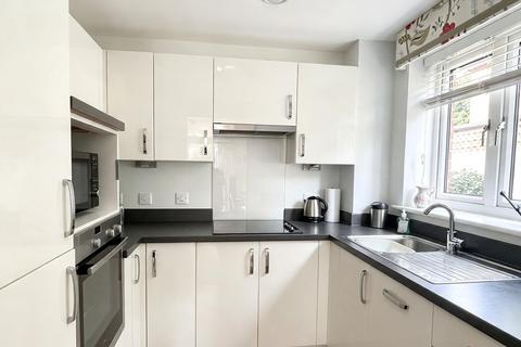 1 bedroom apartment for sale, Beaulieu Road, Dibden Purlieu, Southampton, Hampshire, SO45