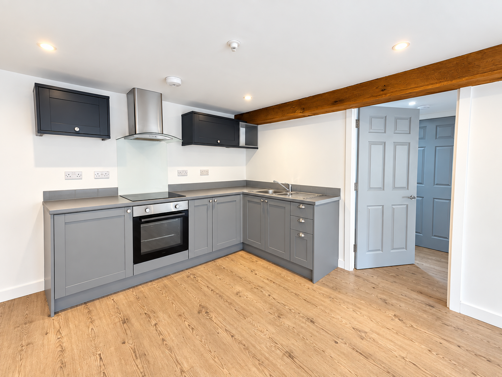 Apartment in Doncaster, Barnby Dun with Kirk Sandall - View 2