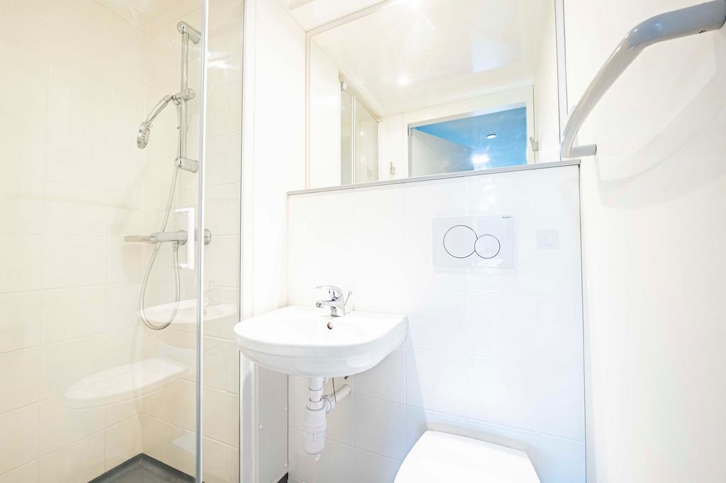 Apartment in Nottingham - More