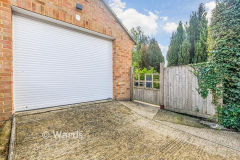2 bedroom detached bungalow for sale, Limes Close, Tenterden TN30
