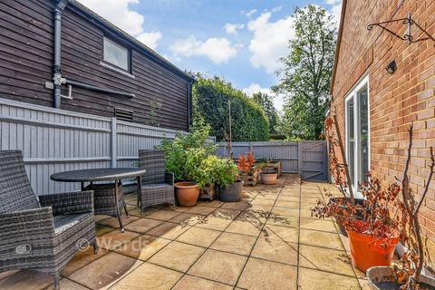 2 bedroom detached bungalow for sale, Limes Close, Tenterden TN30