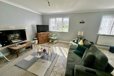 4 bedroom detached house for sale, Trearddur Road, Trearddur Bay, Anglesey, LL65